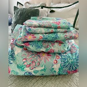 Lilly Pulitzer Twin bedding set